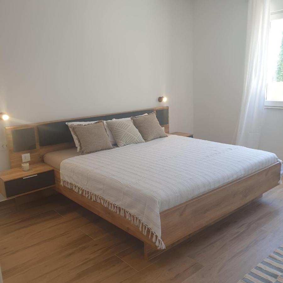 Pina Tourist Apartments Vodice Exteriér fotografie
